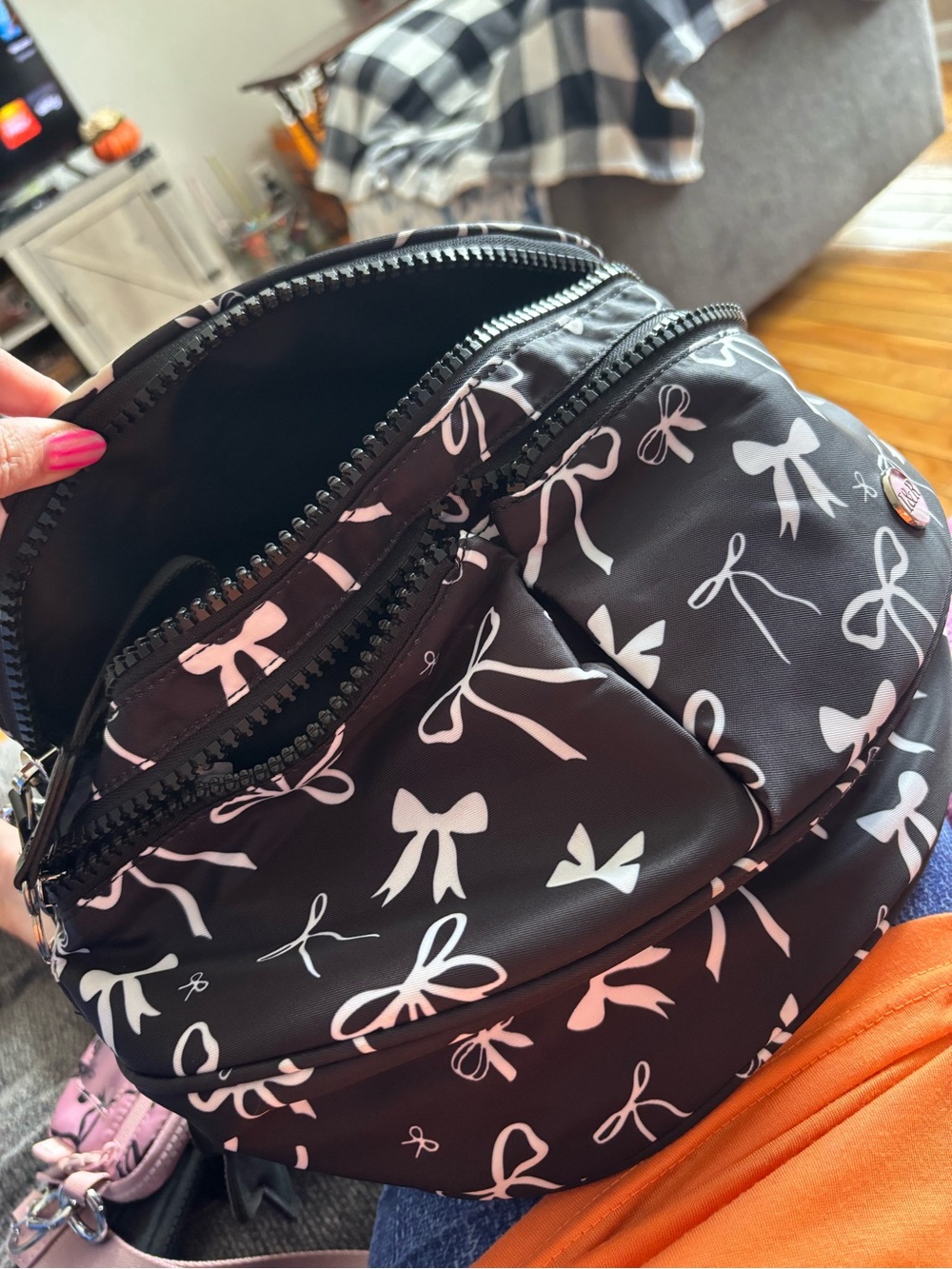 Black and white bow iris & rainbow bag